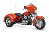 2011 Harley-Davidson FLHXXX Street Glide Trike photo